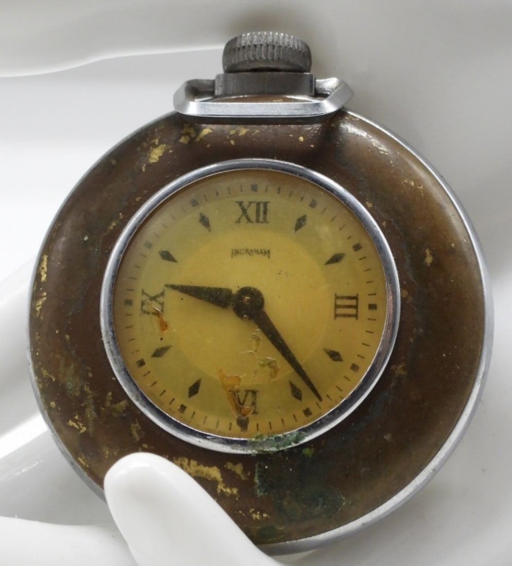 1940's E. Ingraham Pocket Watch: Works! (The color has worn off the case.) Watches are not verified, authenticated, or tested in running condition unless specified.