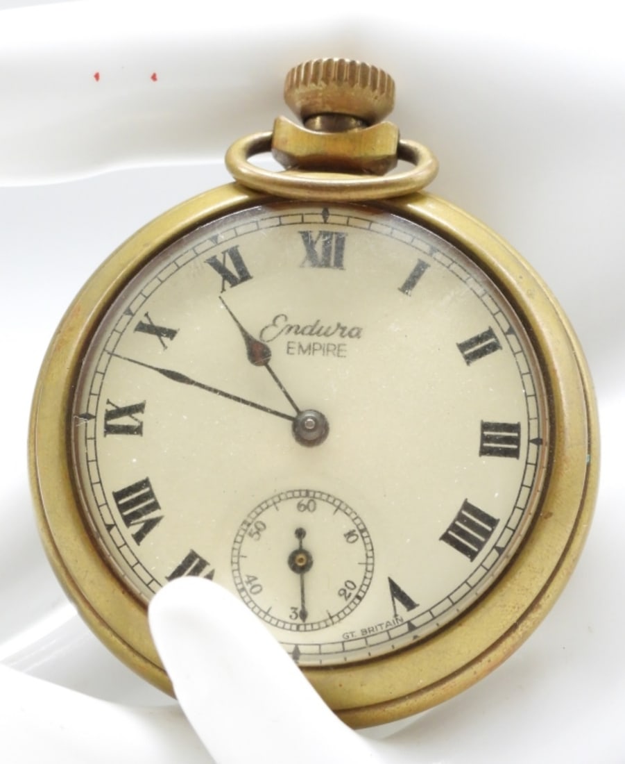 Endura Empire: The crown will not turn to wind the watch. It does still turn the other way. Watches are not verified, authenticated, or tested in running condition unless specified.