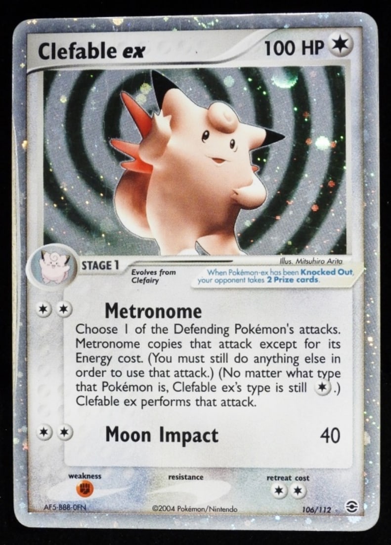 Clefable EX 106/112 Holo (VG): 2004. Stage 1 106/112, 100HP. Creases in the middle of the card.