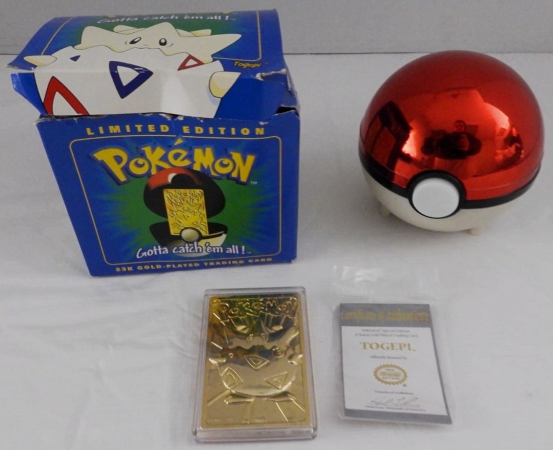 Pokemon Togepi 23K Gold-Plated Trading Card: Some damage to box & some scratches on Pokemon ball