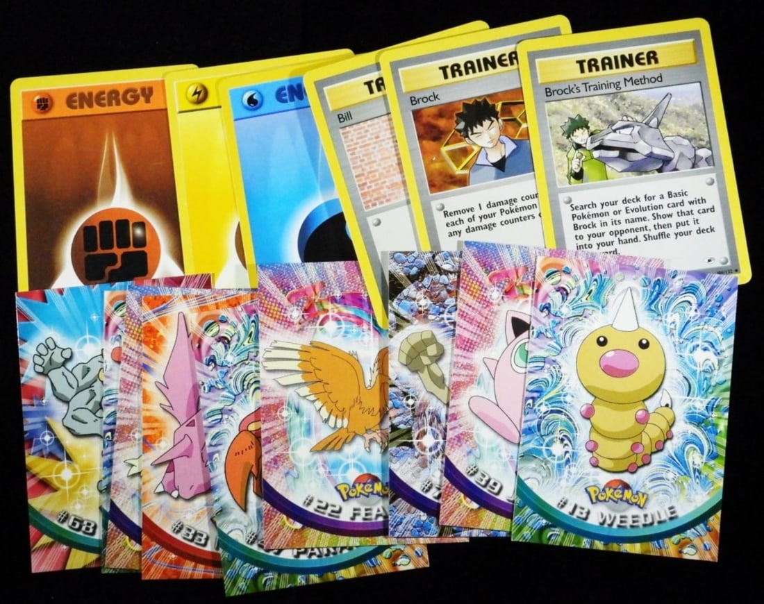 (15) Pokemon Cards