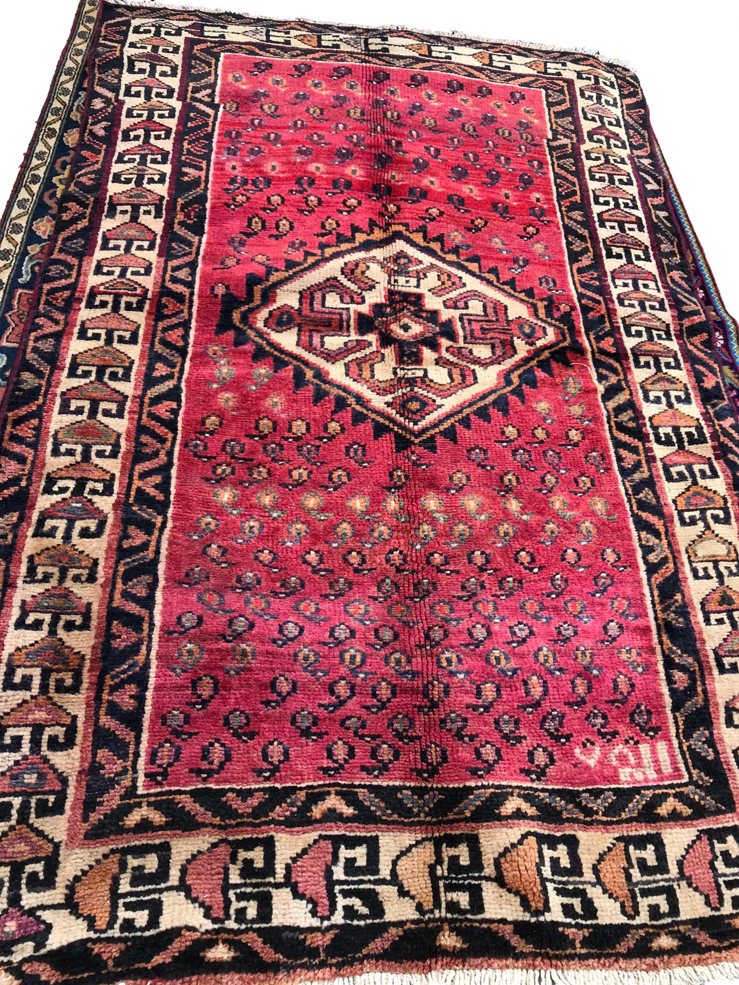 Persian Hamadan 147 Hand Knotted (1 of 6)