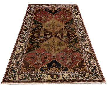 Persian baktiari m4-36 style rug wool pile vintage hand: Magnificent Wool Persian Hand knotted vintage baktiari m4-36 style hand Knotted rug in Iran. Size 5'8"x9'6" very good condition (see photos) .