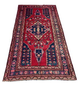 Persian KH1001 style rug wool pile vintage hand: Magnificent Wool Persian Hand knotted saruq KH1001 style hand Knotted in Iran rug. Size 4'9"X9'5" Period aproximately 1960's, very good condition (see photos) .