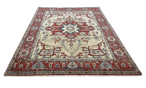 serapi m293 style rug wool pile vintage hand knotted in: Magnificent Wool Persian Hand knotted Serapi m293 style hand Knotted in rug. Size 8'11"x11'9" Period approximately 1960's, very good condition (see photos) .Extremely rare colors design rug.