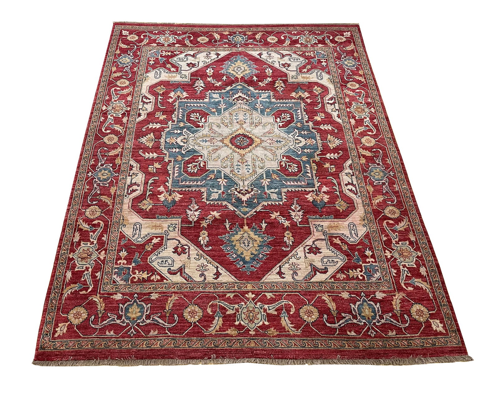 Persian Serapi D172 8'1"x10'2" hand knotted: No Reserve Serapi D172 8'1"x10'2"his rug presents a magnificent Serapi design, admired for its bold geometry, vibrant color palette, and elegant balance of form and pattern. The deep red field feature
