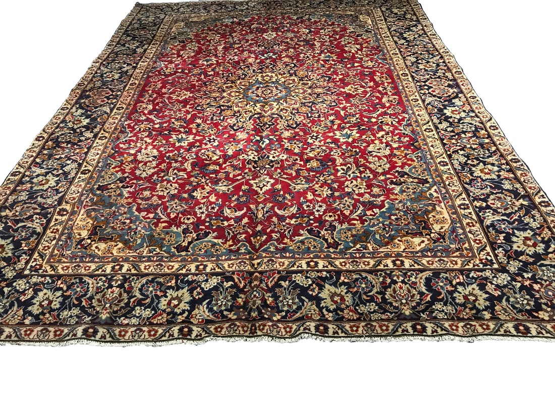 Persian Isfahan 225 vintage 9'2" x 12'6" hand knotted in Iran (1 of 8)