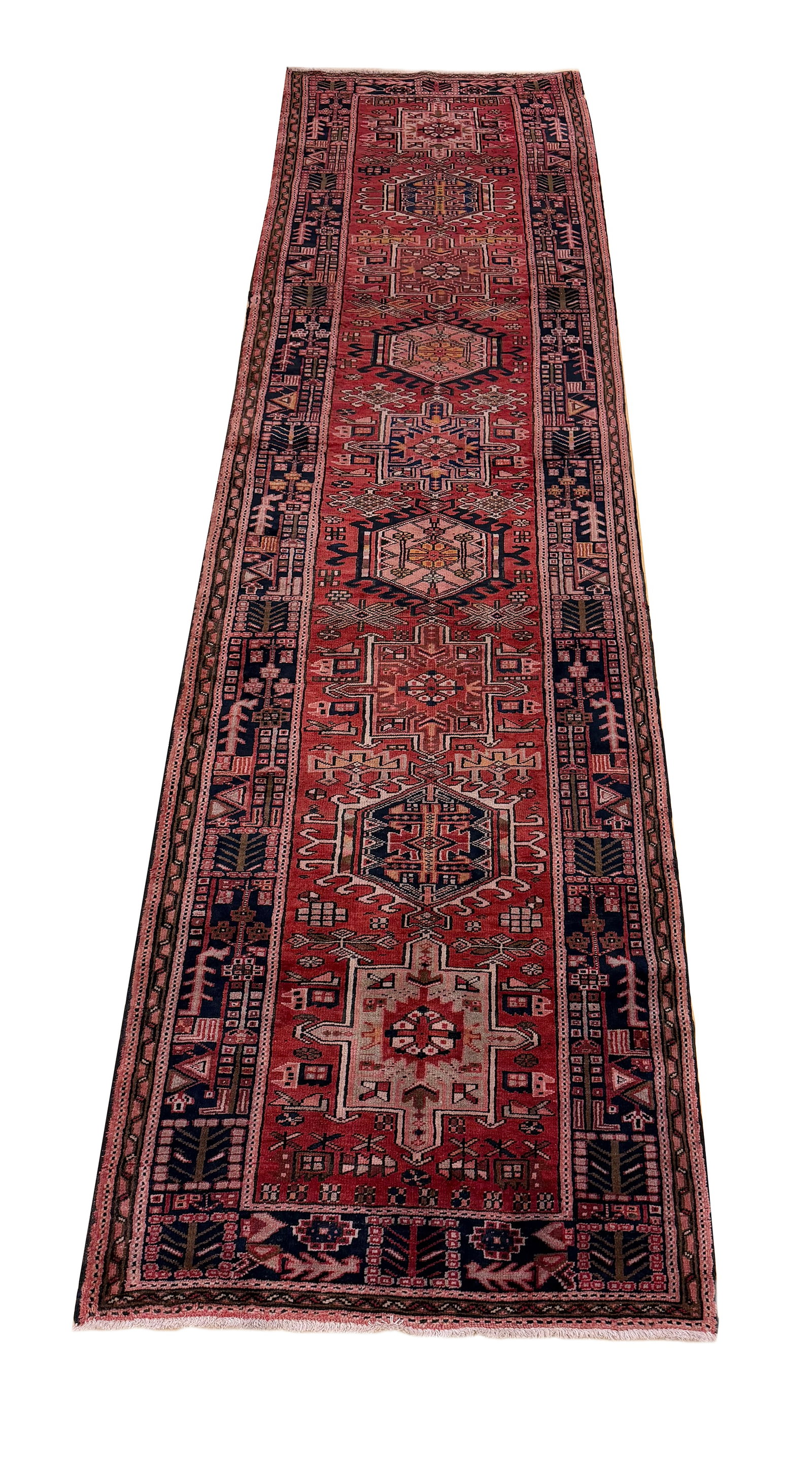 Persian Heriz S796 antique Wool Rug 3'10" x 14'8" hand-knotted in Iran: condition (see photos).This Heriz s796 antique 3'10"x14'8" runner exemplifies the bold geometric patterns and fine craftsmanship of Persian weaving. Ahon auction offer in house shipping domestic and w