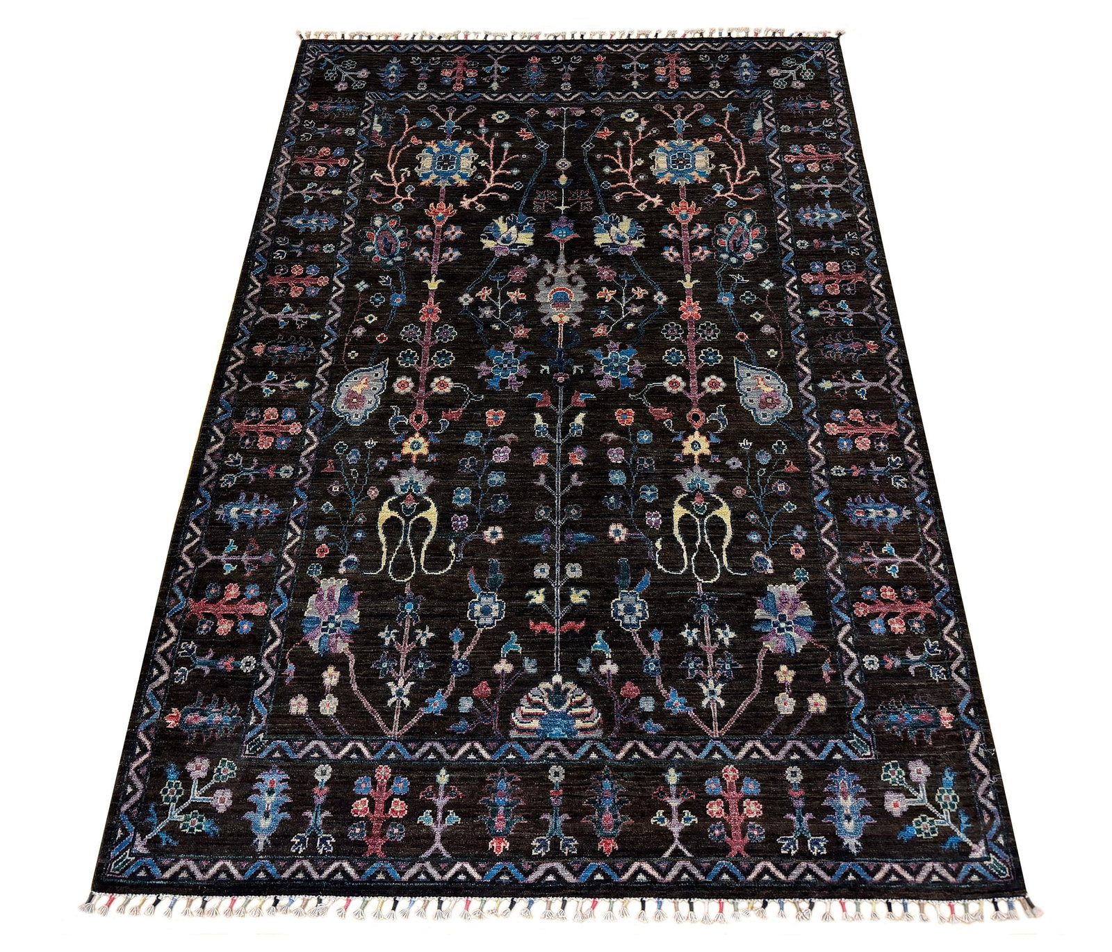 Persian Tribal D213 5'7"x8' Wool Rug hand knotted