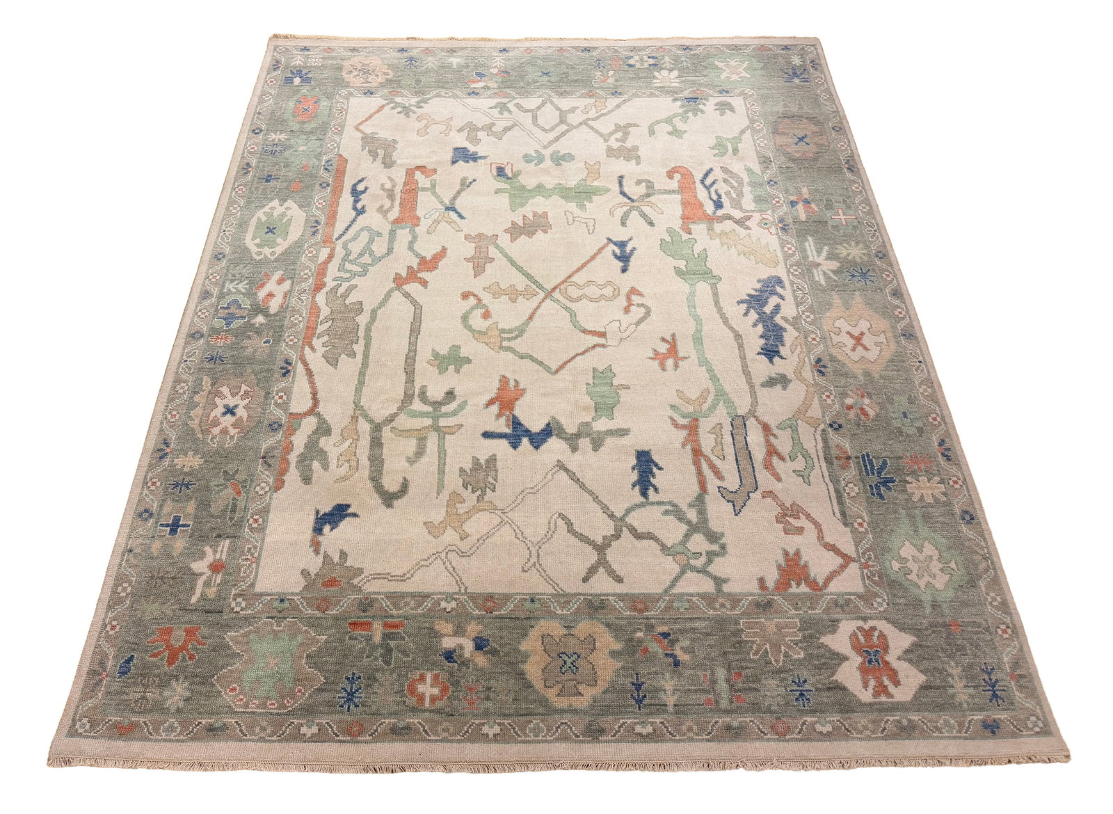 Oushak d231 7'10"x9'10" Wool Rug hand knotted: No Reserve Oushak D231 7'10"x9'10" wool hand- knotted and in very good condition pristine (see photos) extremely fine weave unusual to fine this very fine weave, .Ahon auction offer in house shipping 