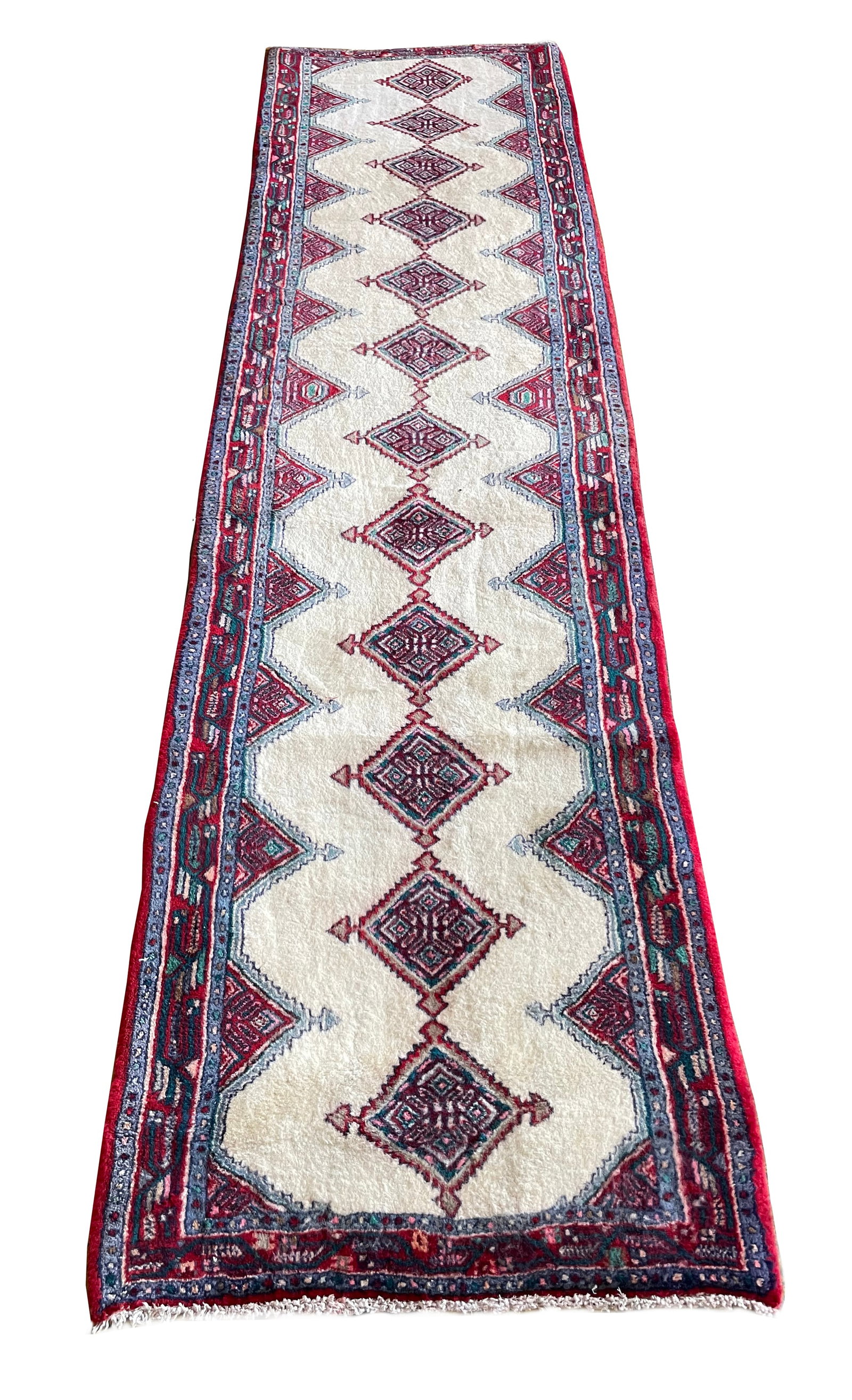 Persian Bijar 408 Vintage Wool Runner 2'9" x 9'5" hand-knotted in Iran: No Reserve Persian Bijar 408 vintage wool runner, 2'9" x 9'5", hand-knotted of wool in Iran in the 1960s and in very good condition (see photos). Ahon auction offer in house shipping domestic and worl