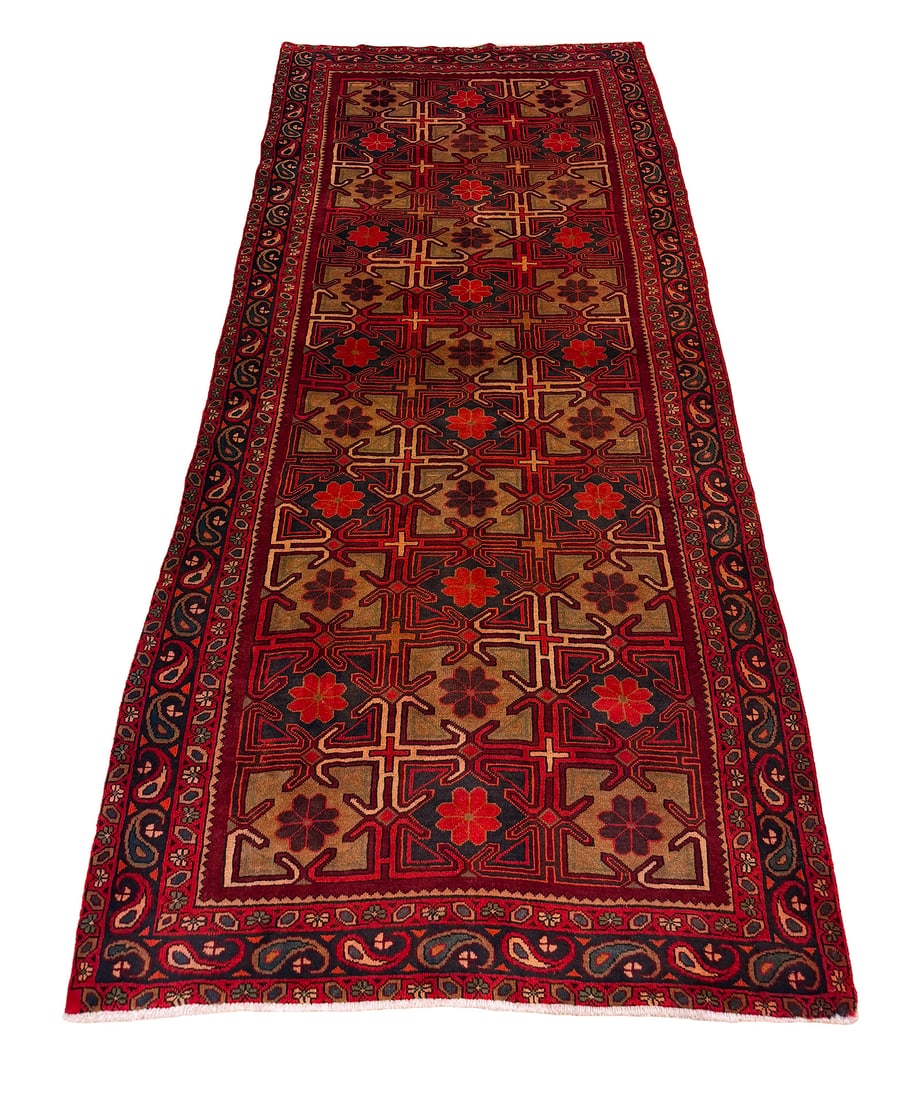 Persian Sherivan s973 Vintage Wool Rug 4'7"x10' hand knotted in Iran: No Reserve Persian Vintage Sherivan s973 4'7"x10' wool hand- knotted in the 1960s and in very good condition (see photos). Ahon auction offer in house shipping domestic and worldwide fully insured via