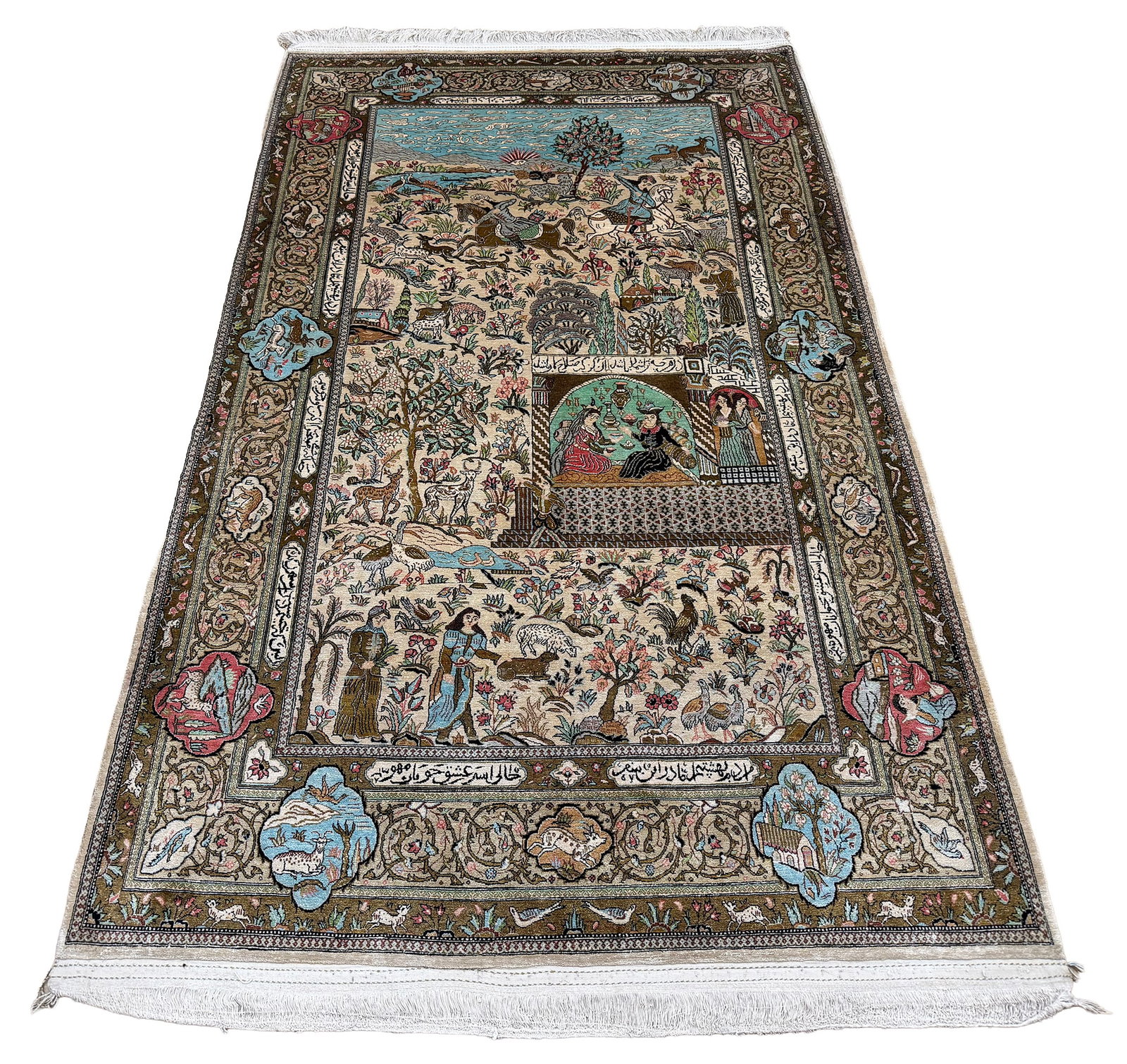 Persian Qum antique A1262 4'6"x7'6" hand knotted: No reserve Antique Persian Qum A1262 Silk Rug approximately 4'6" x 7'6" Hand Knotted in Iran, Circa 1910s . Ahon auction offer in house shipping domestic and worldwide fully insured via UPS with adult