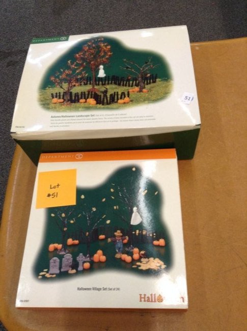 DEPT 56 HALLOWEEN: TWO DEPARTMENT 56 HALLOWEEN THEMED DISPLAYS IN ORIGINAL BOXES