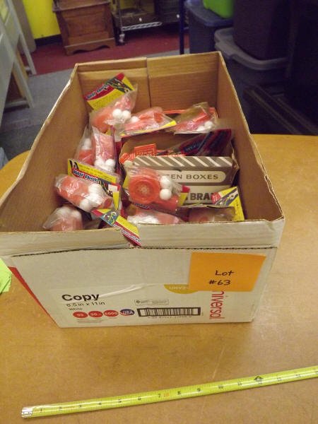 CAPS AND PARTY FAVORS: NEW OLD STOCK PLASTIC TOY PARTY POPPER GUNS AND ASSTD NEW OLD STOCK PACKS OF CAPS