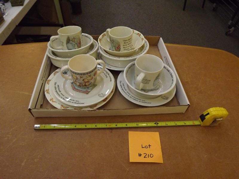 PETER RABBIT DISHES: PETER RABBIT DISHES INC WEDGEWOOD