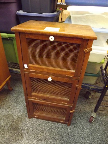 VEGETABLE BIN: VEGETABLE BIN