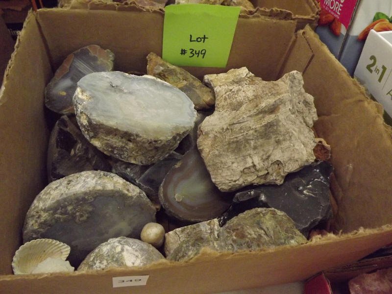 ROCKS AND GEODES: ROCKS AND GEODES