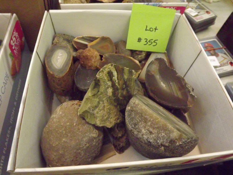 ROCKS AND GEODES: ROCKS AND GEODES