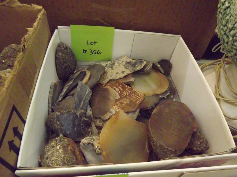 ROCKS AND GEODES: ROCKS AND GEODES