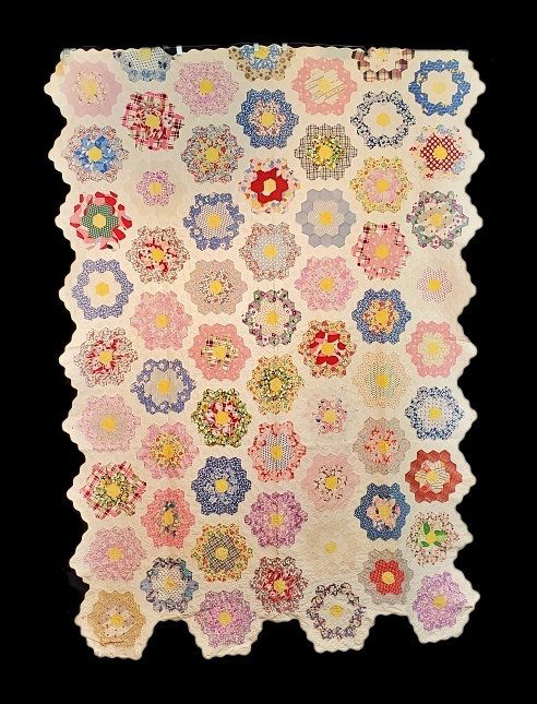 c1930s Vintage Grandmothers Flower Garden Quilt (1 of 13)