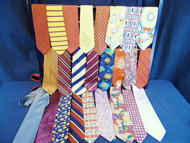 Vintage Silk Tie Group Brooks, Nick Nora, Renta (1 of 10)