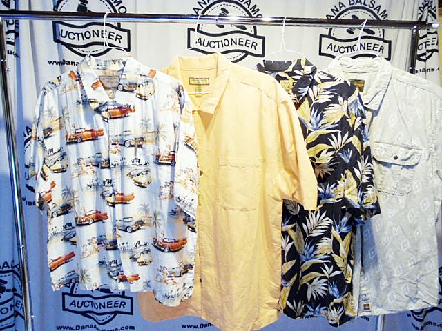 4 Mens Hawaiian Style Leisure Shirts XXL Group 1: 4 Mens Hawaiian Style Leisure Shirts XXL Group 1 includes Northwest Territory, Jos A Banks, Caribbean Joe, and Clearwater.