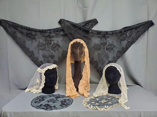 7 Vintage Lace Mantillas and Head Coverings (1 of 14)