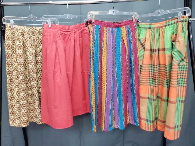 5 Vintage Ladies Rayon and Cotton Skirts (1 of 10)