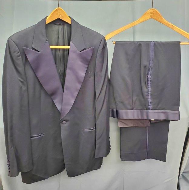 Mens Tuxedo jacket and Pants - Barneys 40R (1 of 16)
