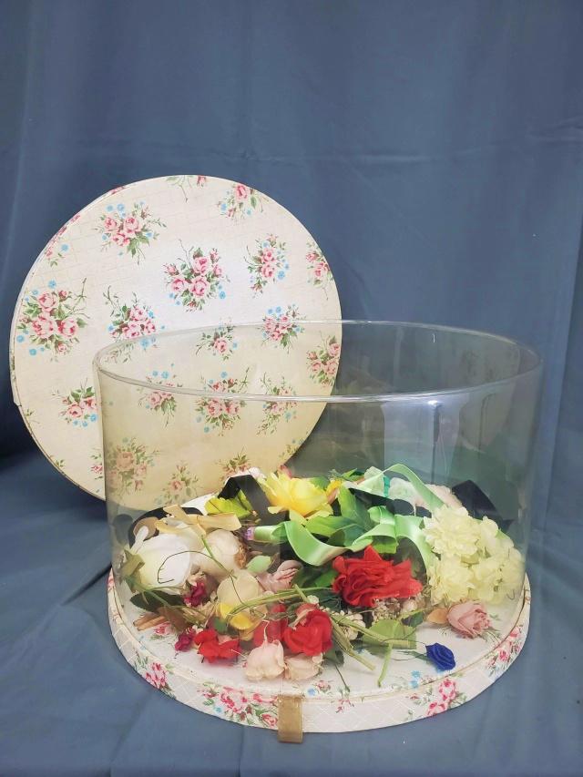 Large Vintage Hat Box with Millinery Pieces (1 of 3)