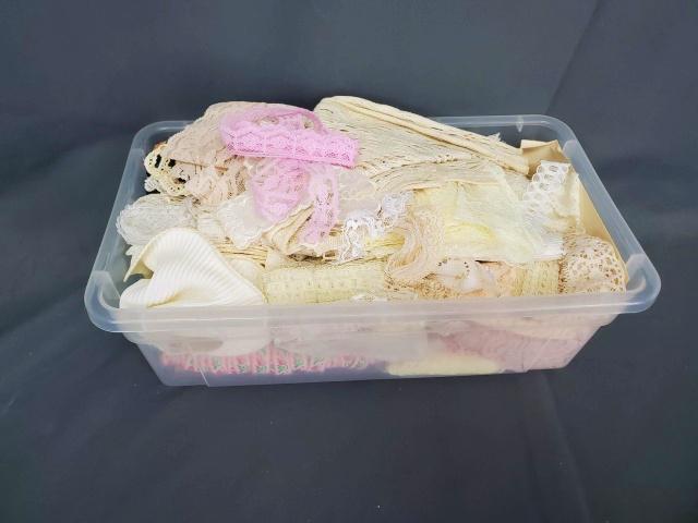 Vintage Lace and Trim (1 of 7)