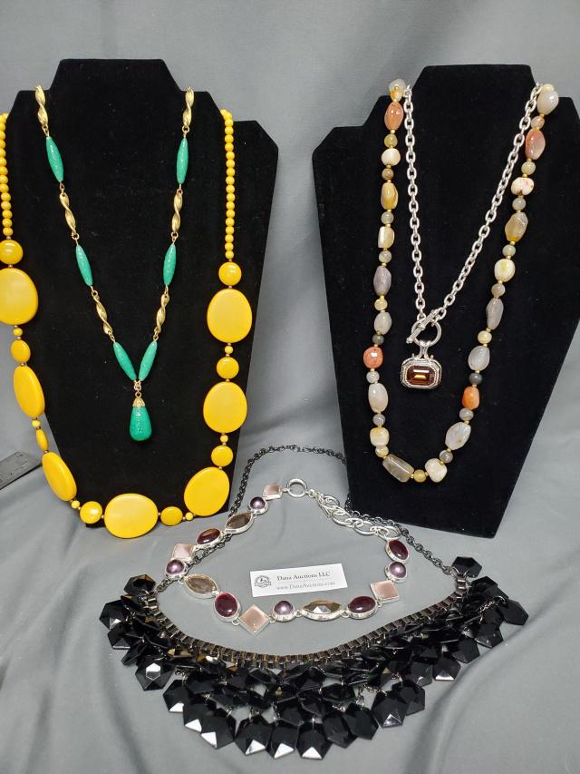 6 Large Vintage Statement Necklaces (1 of 10)