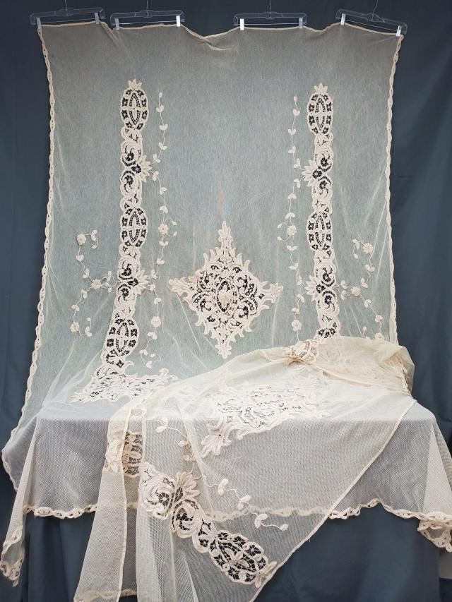 Antique Lace Bedspread with Pillow cover (1 of 14)