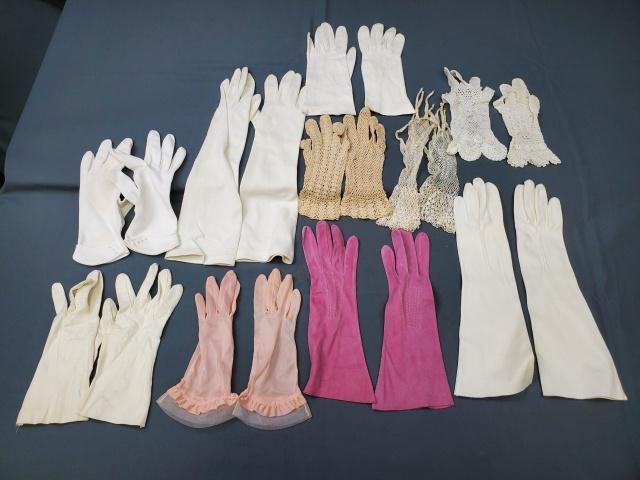 Vintage Ladies Glove Grouping (1 of 10)