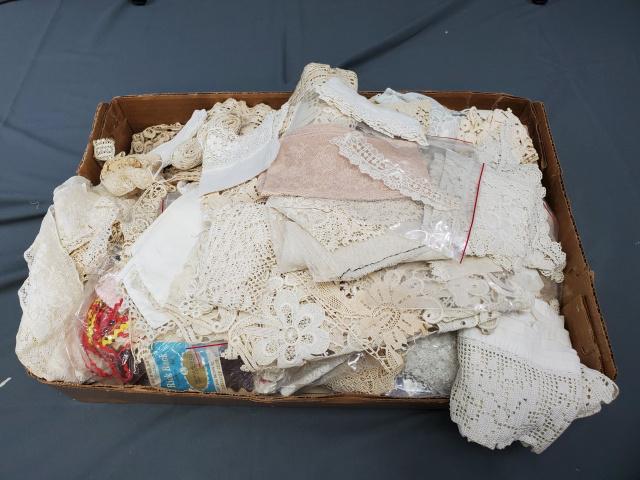 Large Group of Vintage and Antique Lace: Large Group of Vintage and Antique Lace including machine made trim, machine needle lace collar, filet crochet, tatting, Irish crochet, rick rack, from small pieces to yardage. Very good condition. So