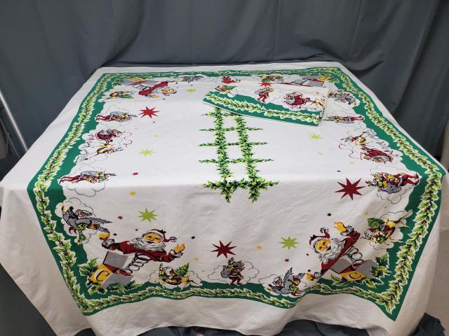 Pair of Vintage Printed Tablecloths - Christmas (1 of 10)