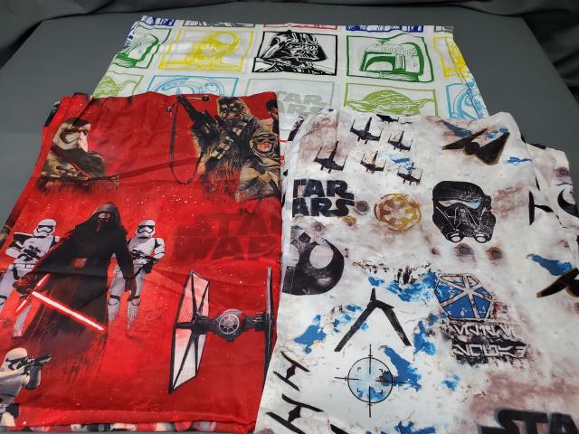 3 Vintage Star Wars Flat Sheets (1 of 9)