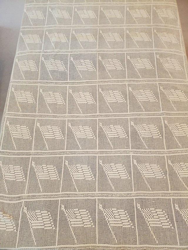 Vintage Crochet Spread - American Flags (1 of 7)