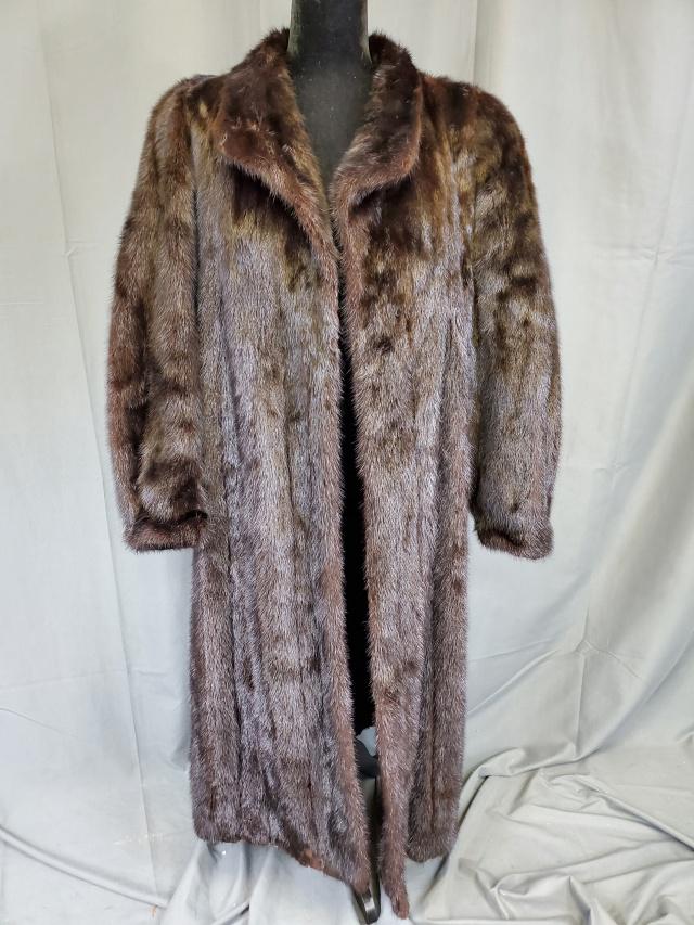 Vintage Brown Fur Coat (1 of 10)