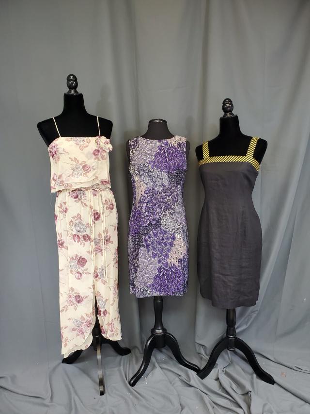 3 Ladies Dresses  Size 10-12 (1 of 11)