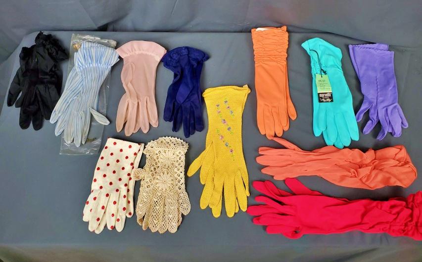 12 Pairs Vintage Ladies Gloves - Fun! (1 of 15)