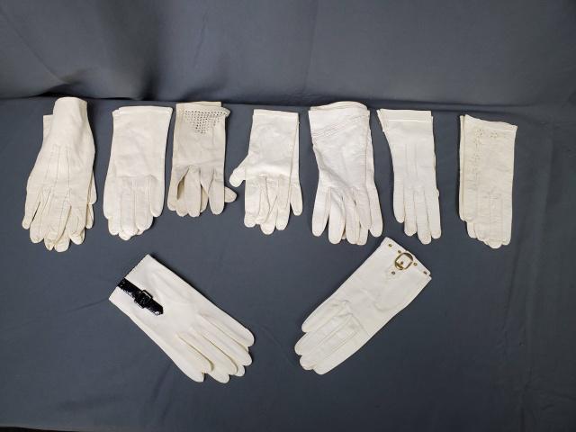 9 Pairs of Vintage Ladies White Leather Gloves (1 of 13)