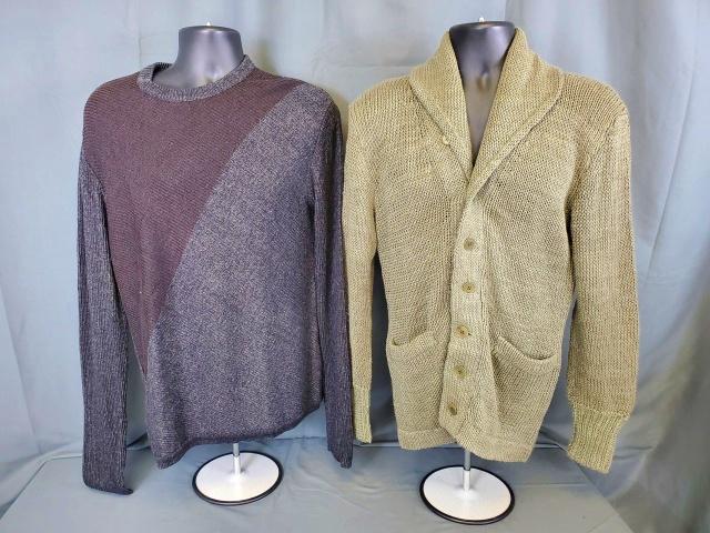 2 Vintage Mens Sweaters - Medium (1 of 7)