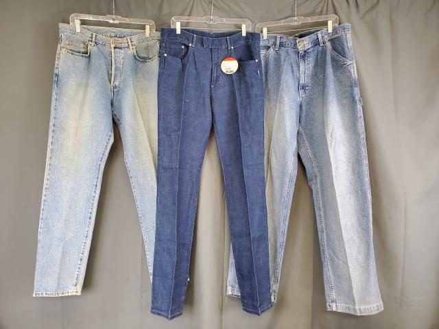 3 Pairs of Mens Vintage Jeans (1 of 15)