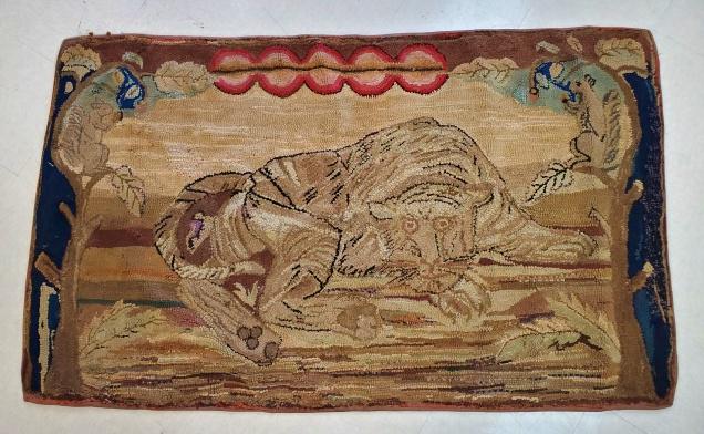 Antique Hooked Folk Art Rug Tiger (1 of 7)