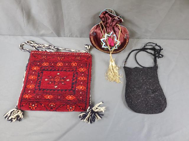 3 Vintage Purses - Ethnic and Beaded (1 of 11)