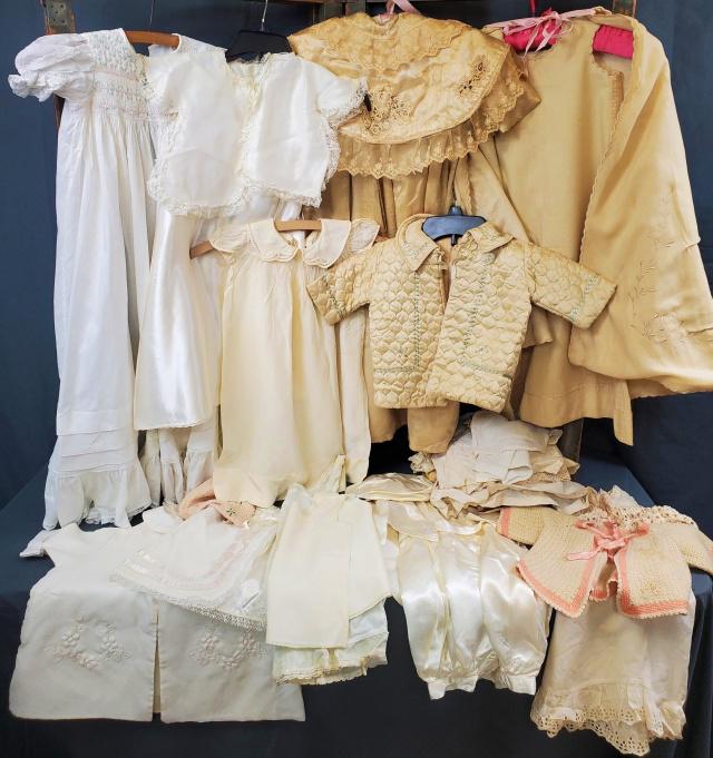 Vintage Baby and Doll Clothes - Christening etc (1 of 20)