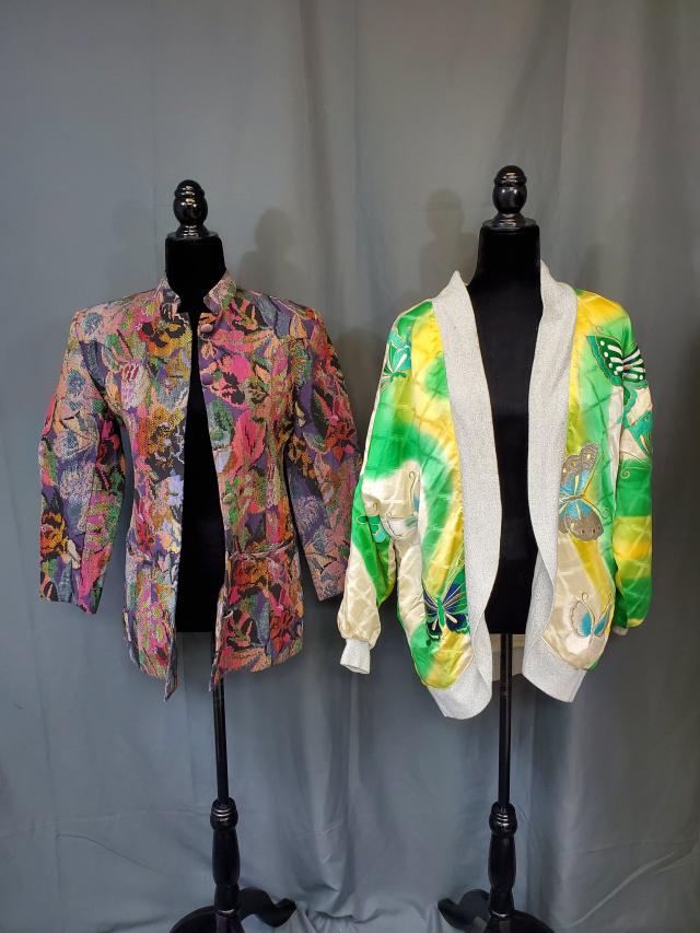 2 Vintage Ladies Jackets (1 of 10)
