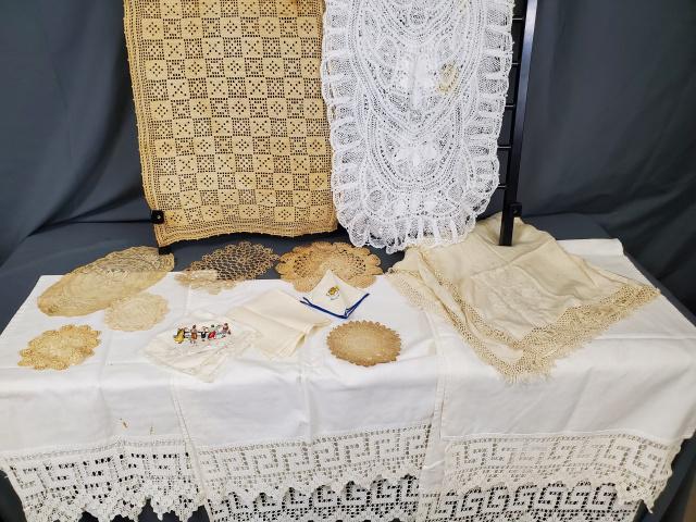 Antique Lace & Linen Grouping (1 of 15)